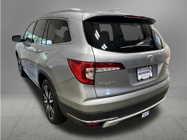 Used 2020 Honda Pilot Touring image 3