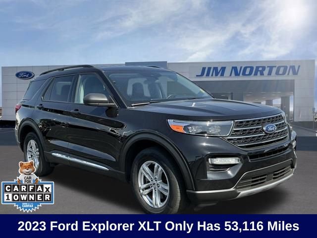 Used 2023 Ford Explorer XLT w/ Equipment Group 202A AWD/4WD image 1