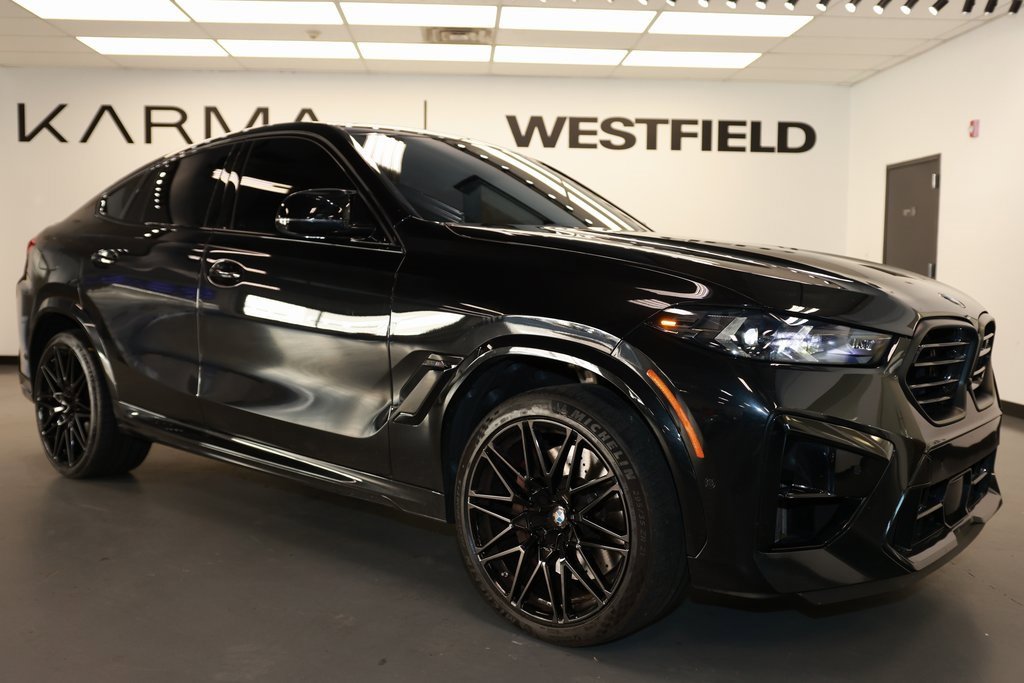 Used 2025 BMW X6 M Competition w/ Executive Package image 9
