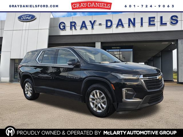 Used 2023 Chevrolet Traverse LS w/ Safety Package FWD image 1