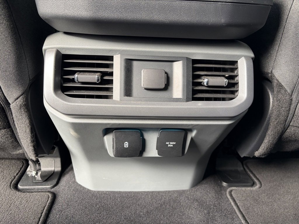 Used 2025 Ford F150 XLT w/ Equipment Group 301A Standard image 16