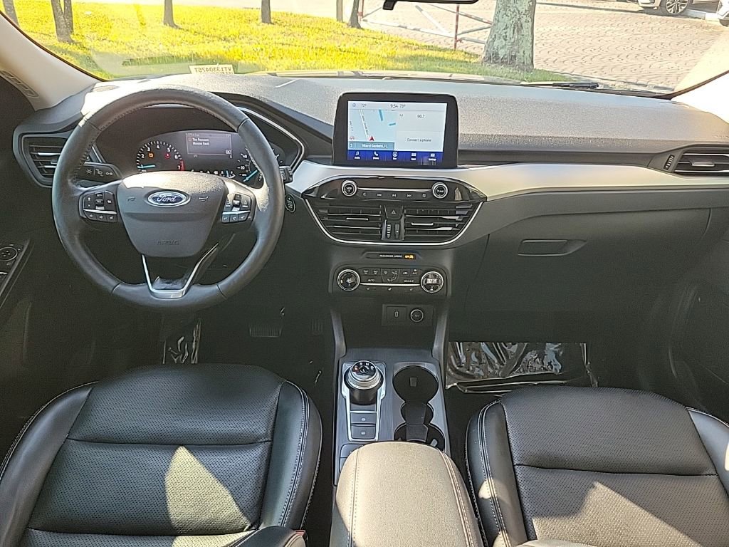 Used 2020 Ford Escape SEL image 7