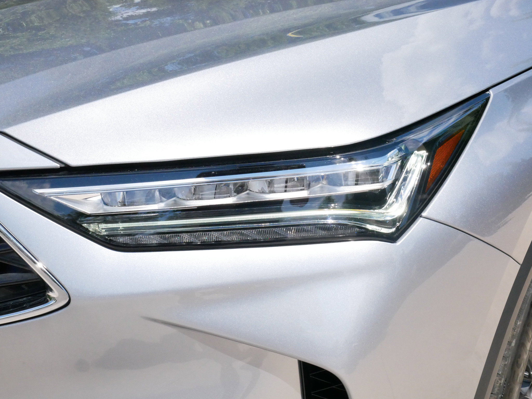 Used 2025 Acura MDX SH-AWD w/ Technology Package image 6