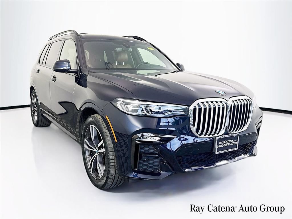 Used 2021 BMW X7 xDrive40i w/ M Sport Package AWD/4WD image 1