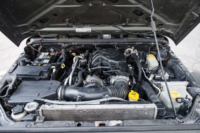 Used 2016 Jeep Wrangler Unlimited Sahara w/ Max Tow Package image 18