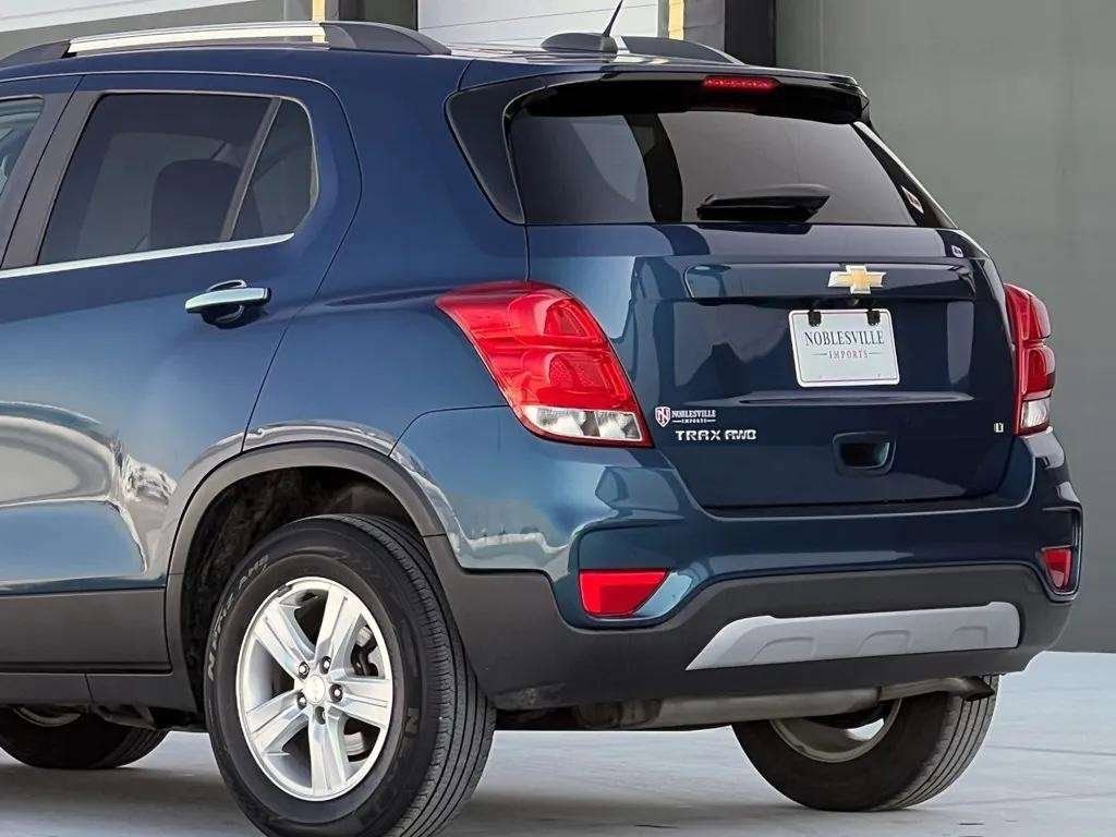 Used 2019 Chevrolet Trax LT w/ LT Convenience Package image 8