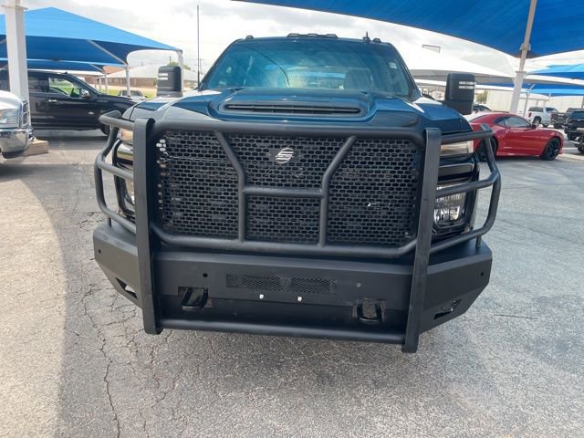 Used 2021 Chevrolet Silverado 2500 Custom w/ Custom Value Package image 2