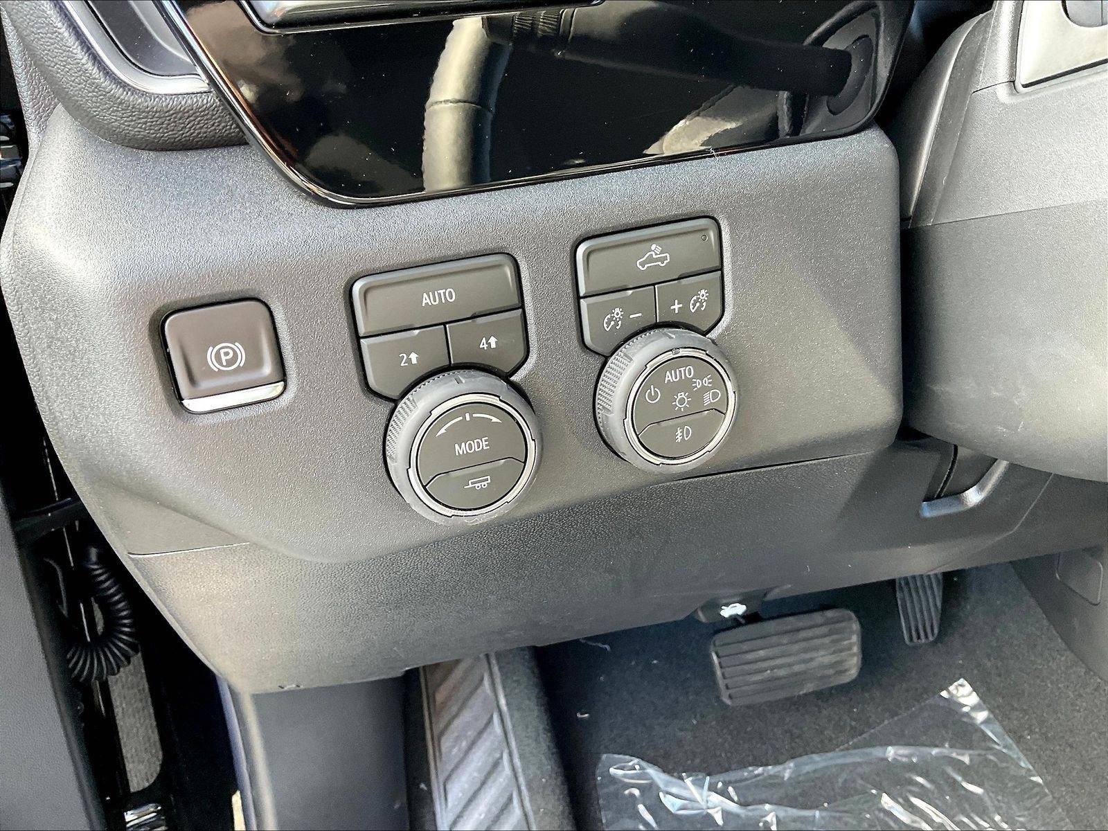 New 2026 Chevrolet Silverado 1500 RST AWD/4WD image 23