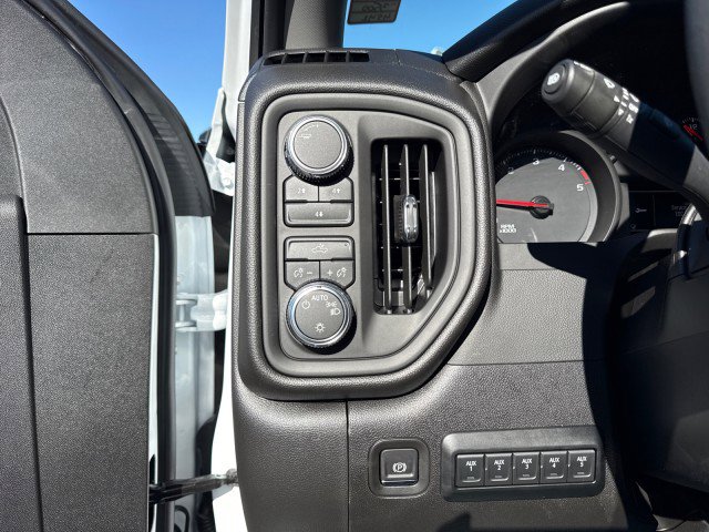 New 2026 GMC Sierra 3500 Pro w/ Convenience Package image 14