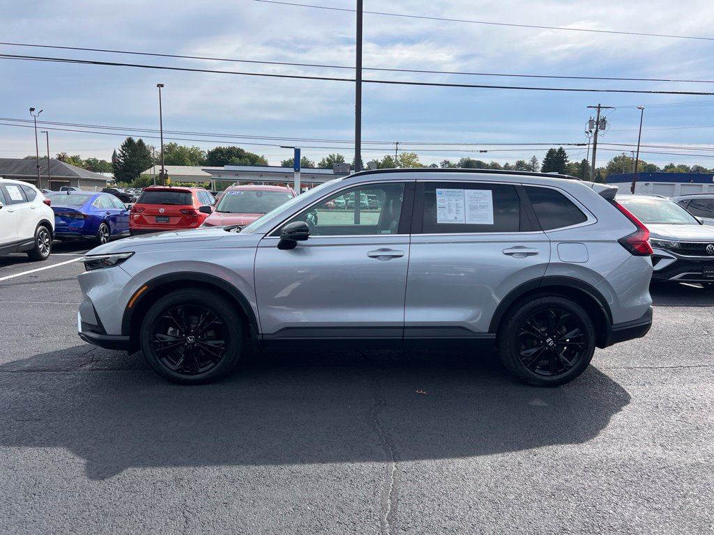 Used 2025 Honda CR-V Sport Touring image 2