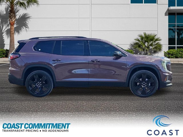 Used 2025 GMC Acadia Elevation w/ Elevation Premium Package FWD image 5