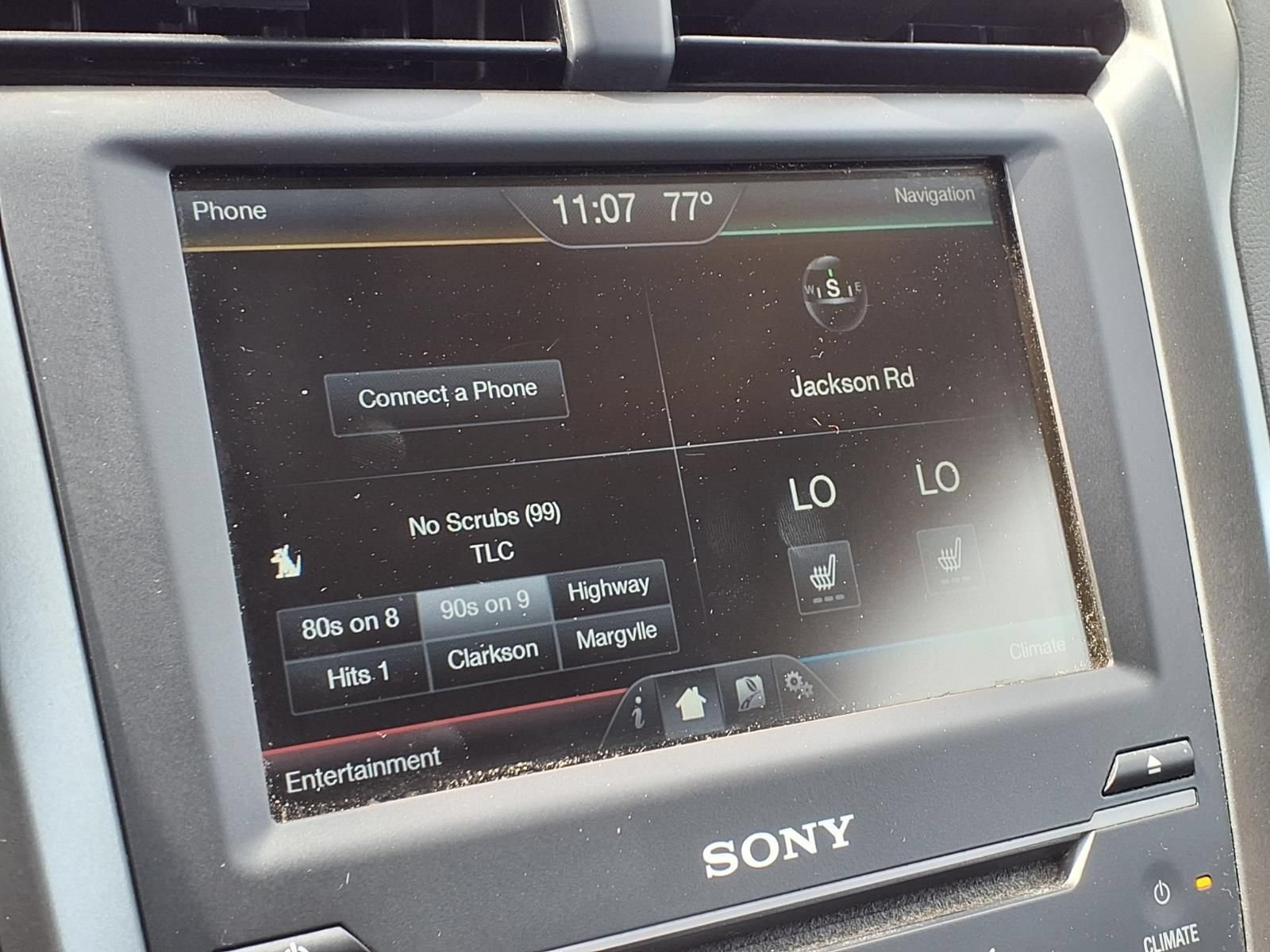 Used 2014 Ford Fusion Titanium FWD image 21