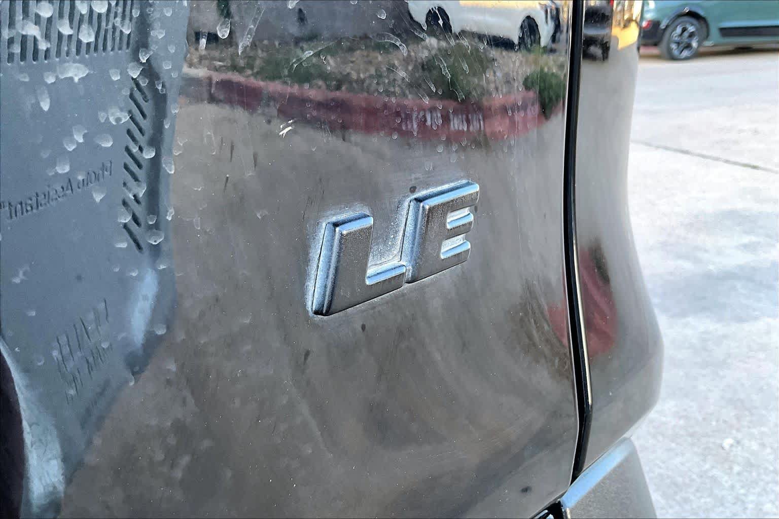 Used 2024 Toyota RAV4 LE FWD image 10