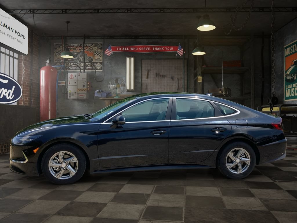 Used 2023 Hyundai Sonata SE FWD image 3