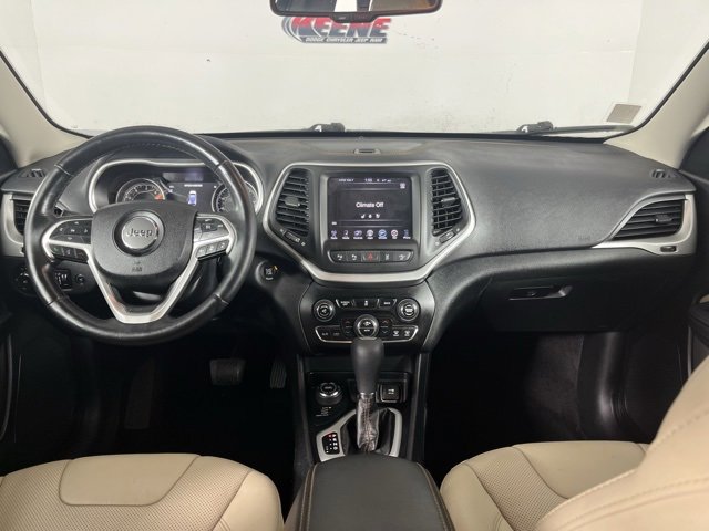 Used 2016 Jeep Cherokee Limited w/ Luxury Group image 12