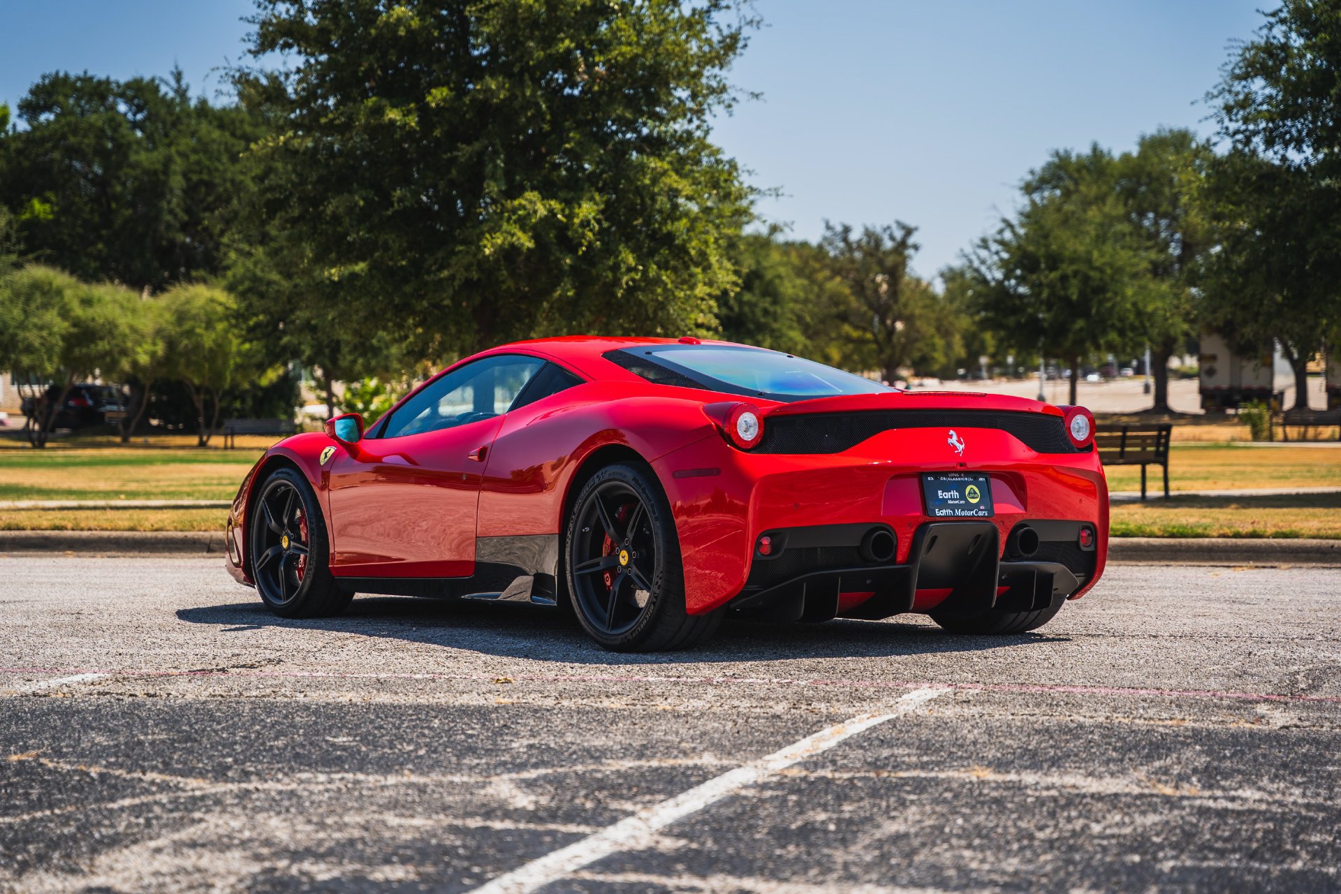 Used 2015 Ferrari 458 Speciale Coupe RWD image 8