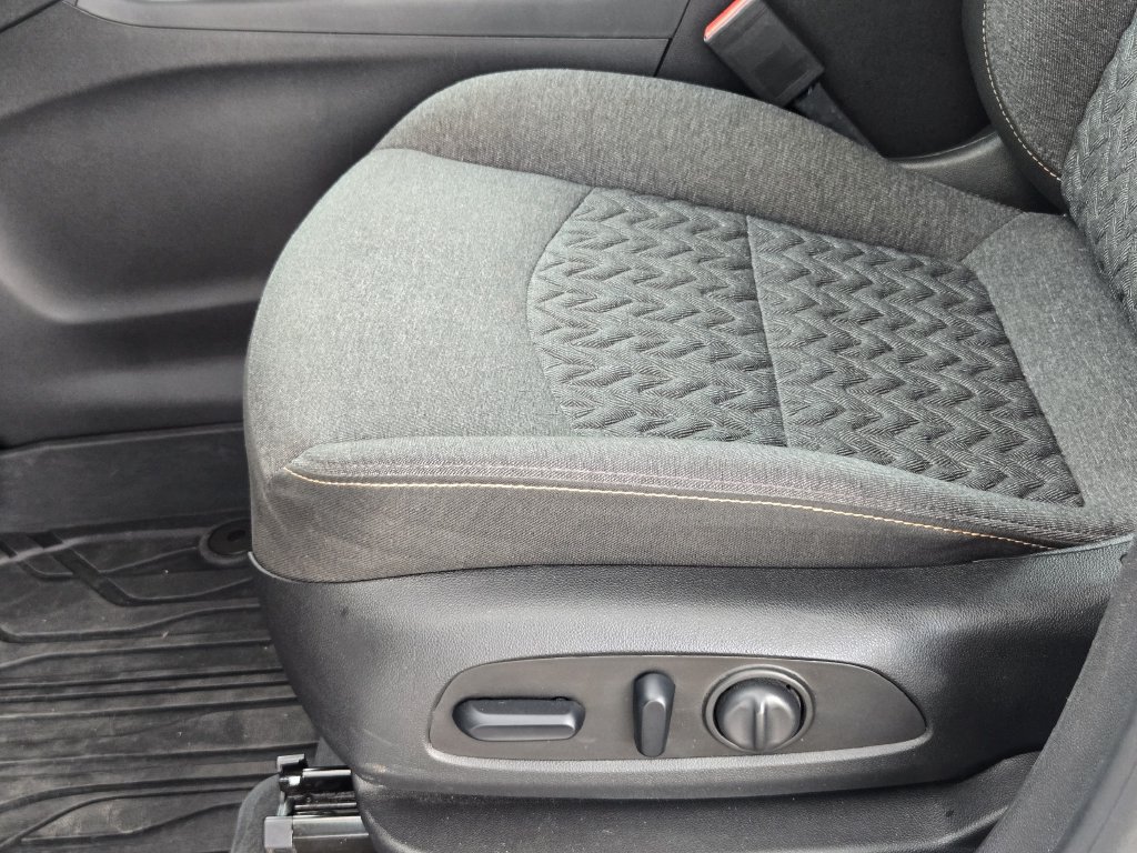 Used 2023 Chevrolet Equinox LT w/ LPO, Floor Liner Package AWD/4WD image 24