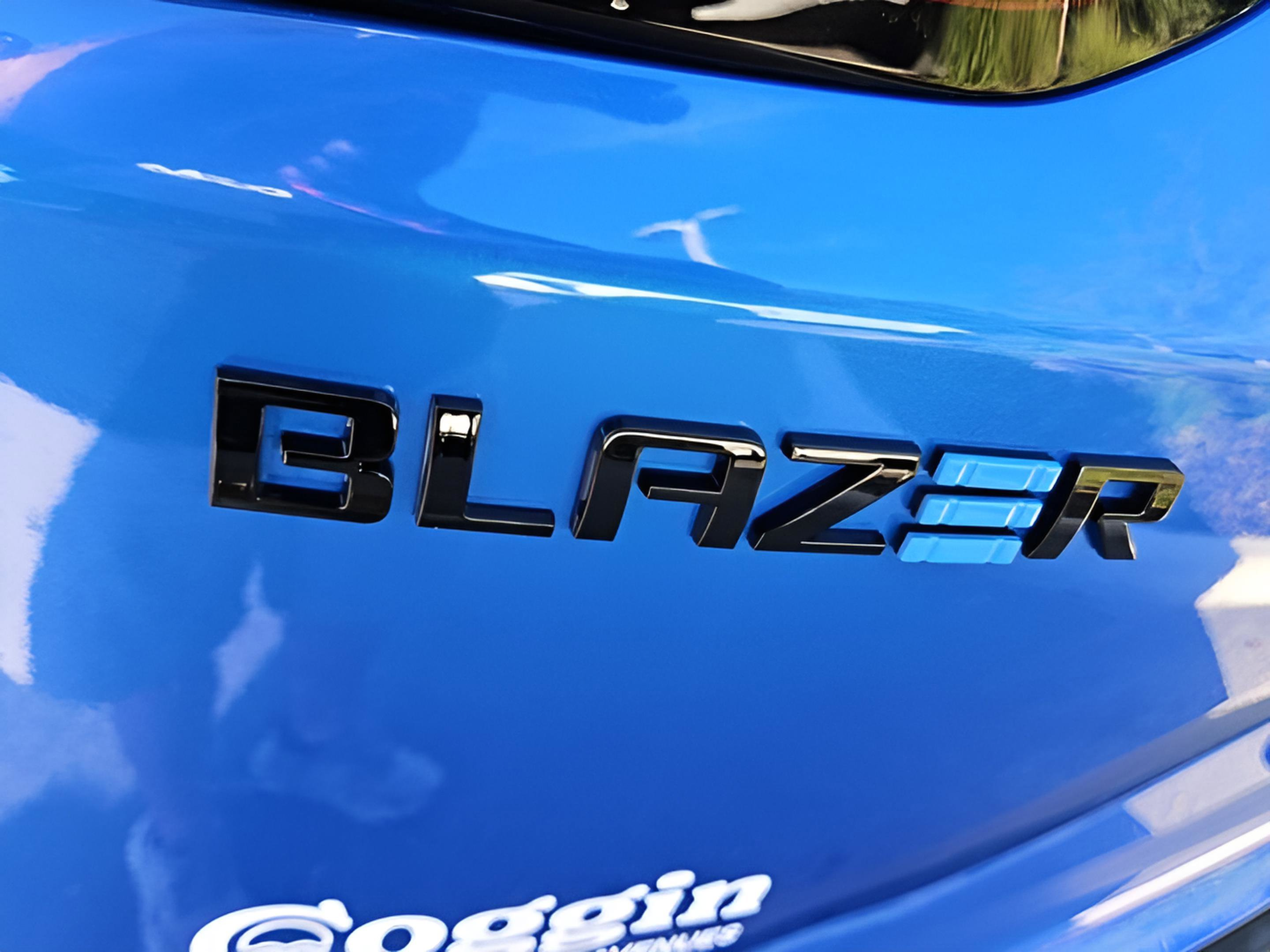 New 2025 Chevrolet Blazer EV LT w/ Midnight/Sport Edition AWD/4WD image 23
