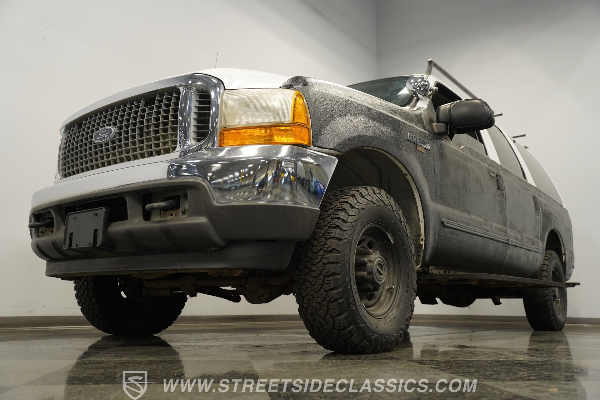 Used 2000 Ford Excursion XLT image 18