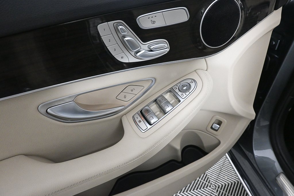Certified 2021 Mercedes-Benz C 300 Sedan image 8