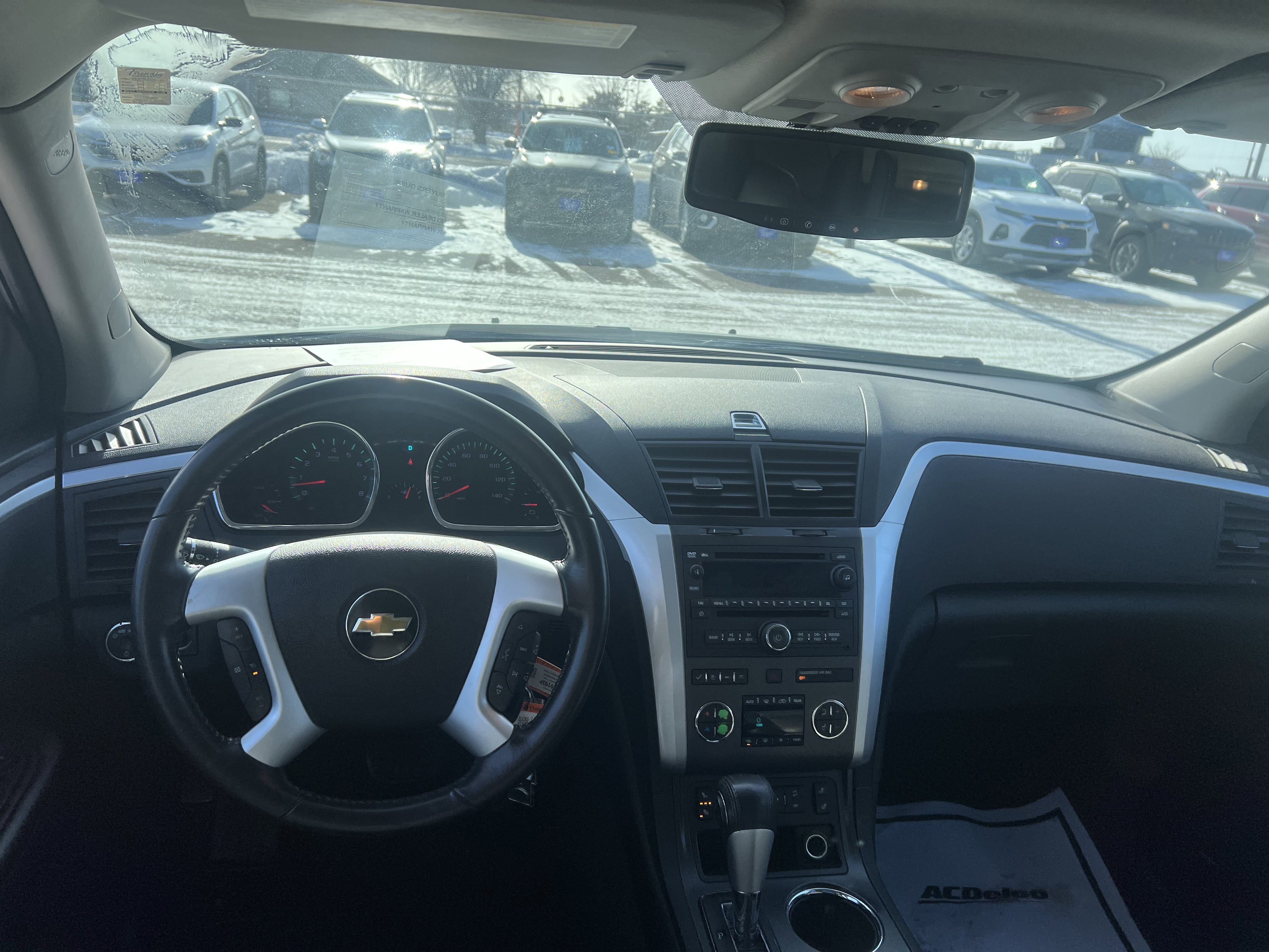 Used 2011 Chevrolet Traverse LT w/ Personal Connectivity Package image 17