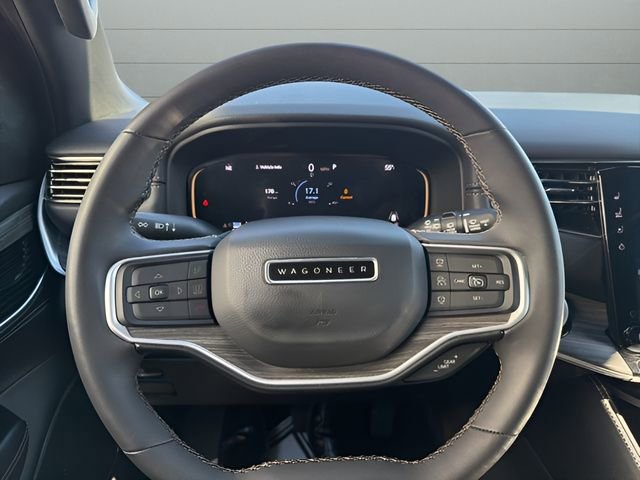 Used 2023 Jeep Wagoneer L Series II image 20