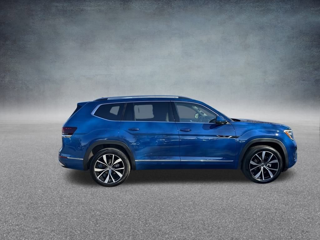 Used 2025 Volkswagen Atlas SEL Premium R-Line image 35