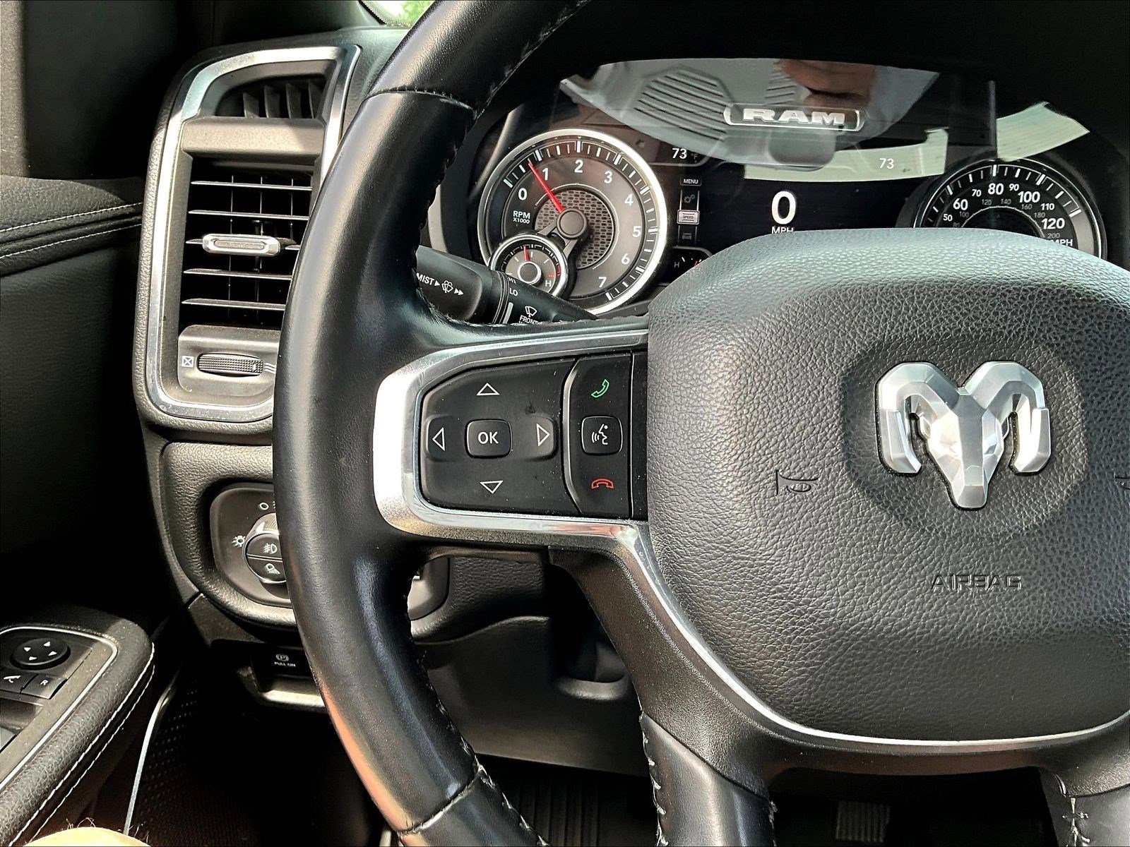Used 2022 RAM 1500 Laramie w/ Sport Appearance Package AWD/4WD image 12