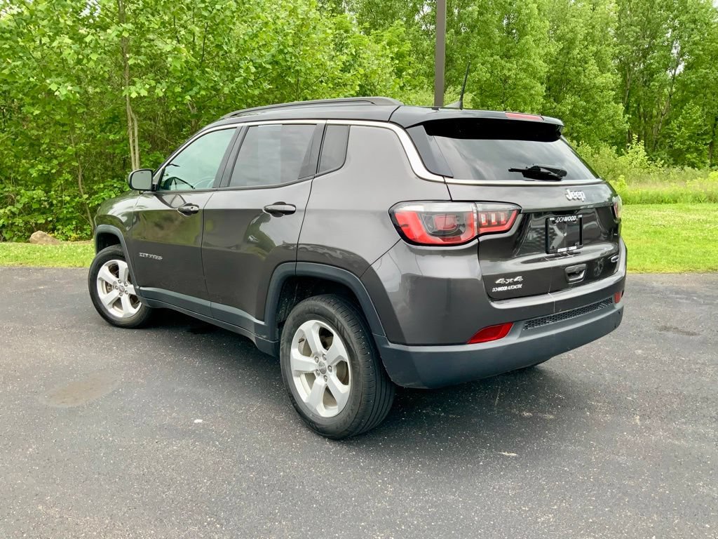 Used 2019 Jeep Compass Latitude w/ Popular Equipment Group AWD/4WD image 10