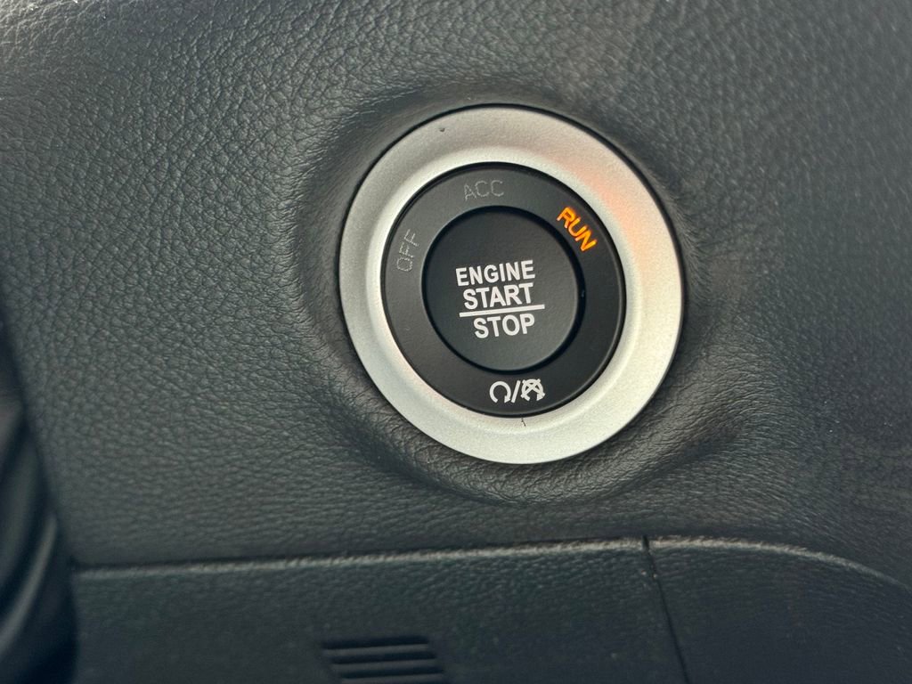 New 2026 Chrysler Pacifica Select image 23
