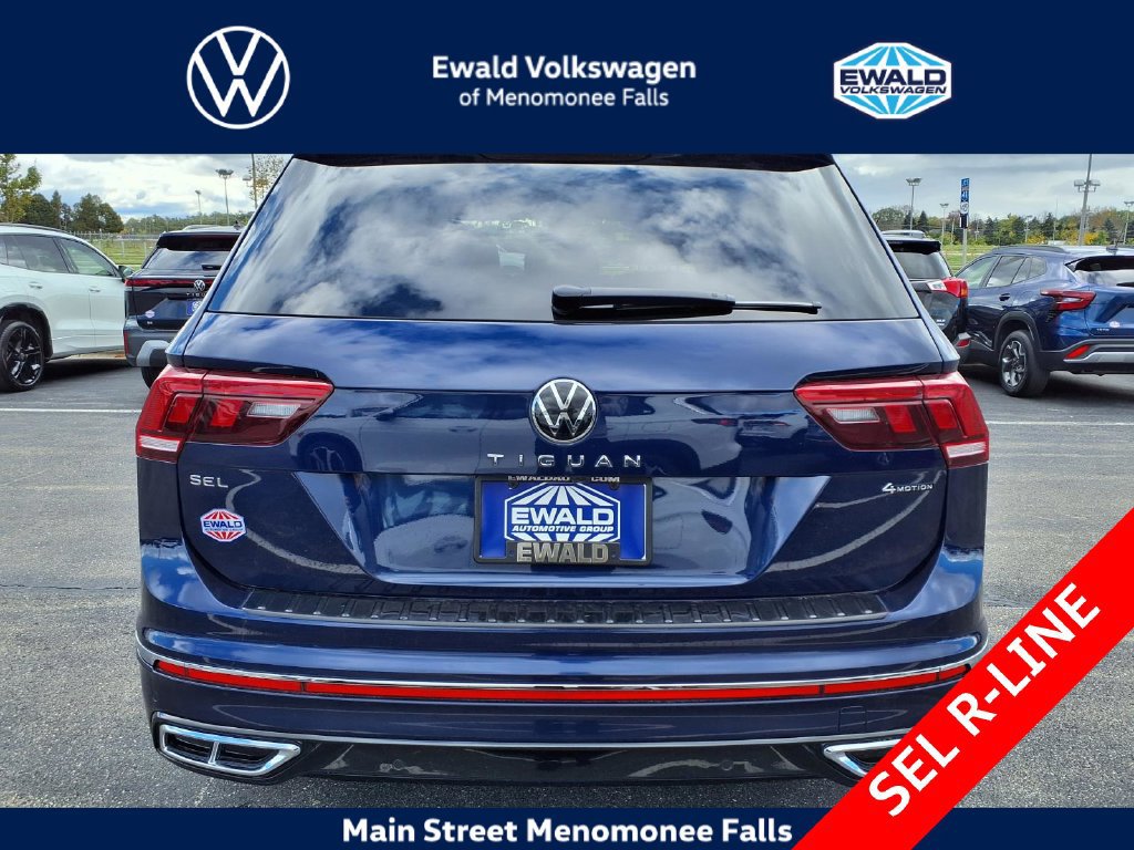Used 2024 Volkswagen Tiguan SEL R-Line AWD/4WD image 8