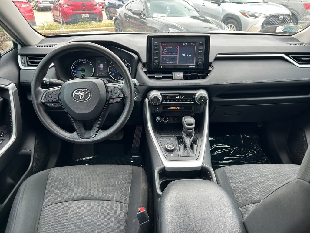 Used 2021 Toyota RAV4 XLE w/ Convenience Package AWD/4WD image 18