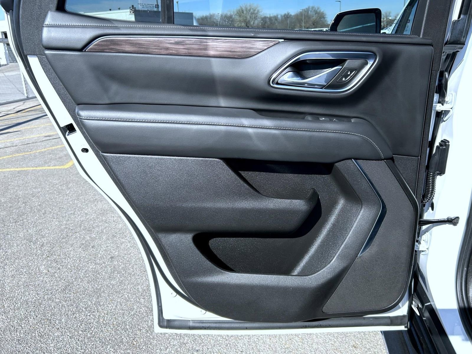 Certified 2023 Chevrolet Tahoe LS AWD/4WD image 17