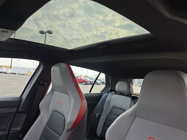 Used 2024 Volkswagen GTI Autobahn FWD image 20