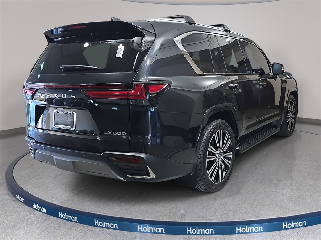 Certified 2025 Lexus LX 600 4WD w/ Luxury Package image 6