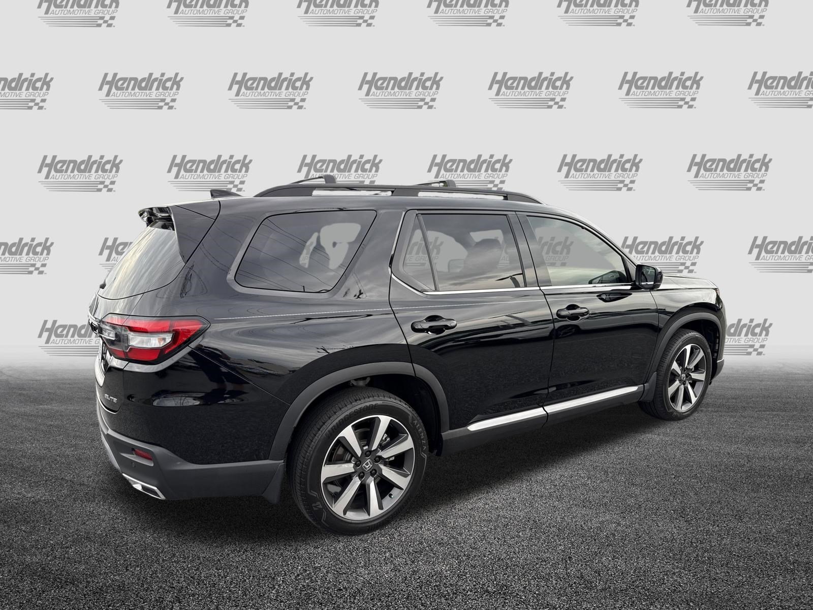 Certified 2023 Honda Pilot Elite image 10