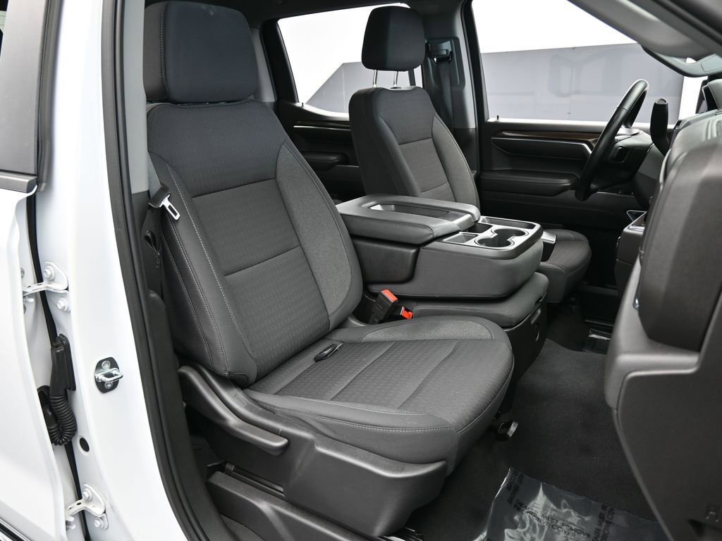 Used 2023 Chevrolet Silverado 1500 LT image 46