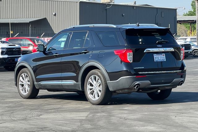 Used 2021 Ford Explorer Limited w/ Equipment Group 301A image 6