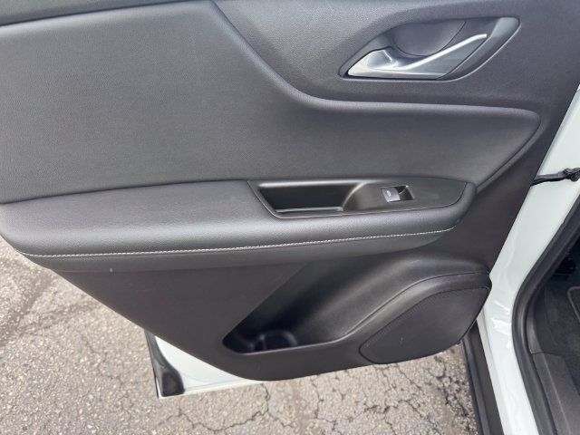 Used 2024 Chevrolet Blazer LT w/ Convenience Package FWD image 19