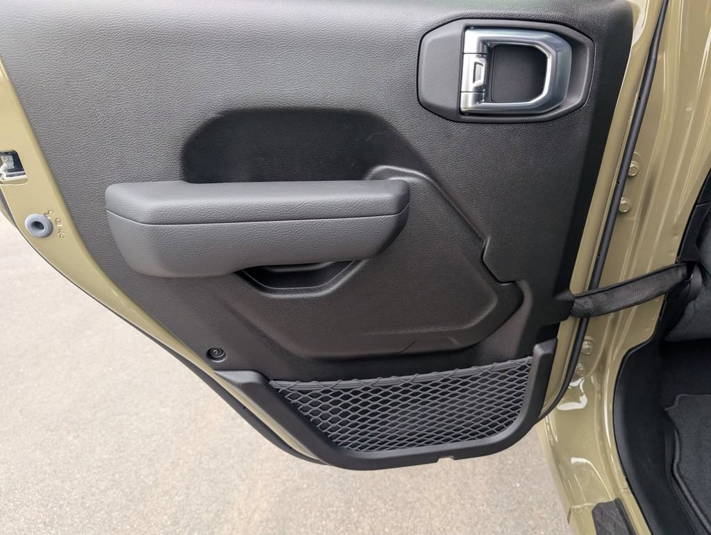 New 2026 Jeep Gladiator Sport AWD/4WD image 23