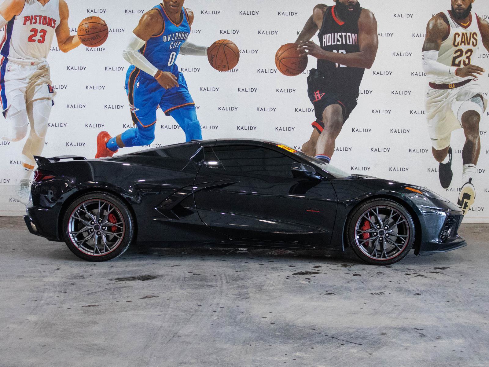 Used 2023 Chevrolet Corvette Stingray Premium Conv w/ Z51 Performance Package RWD image 16