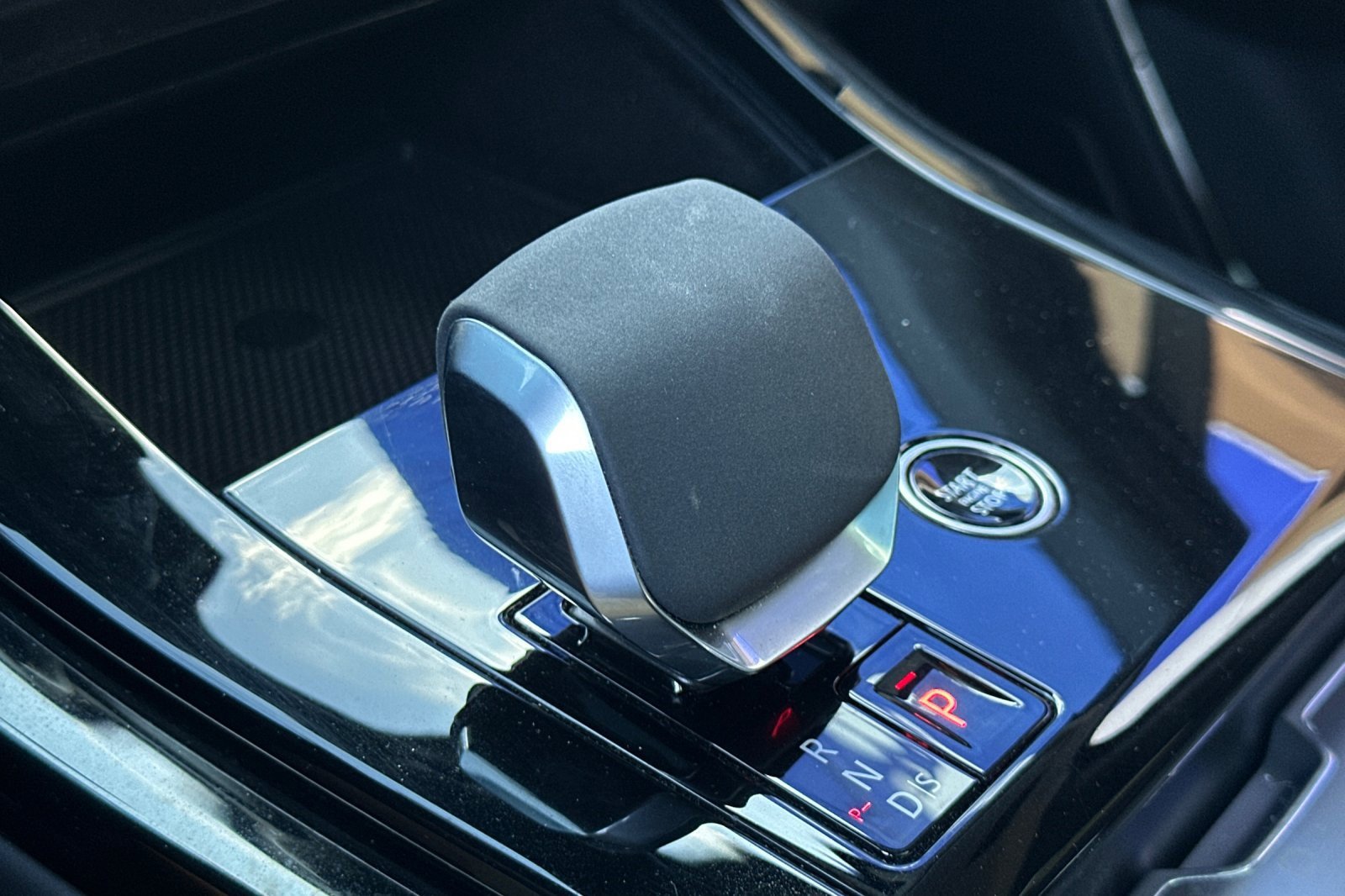 Certified 2024 Land Rover Range Rover Sport Dynamic SE image 19