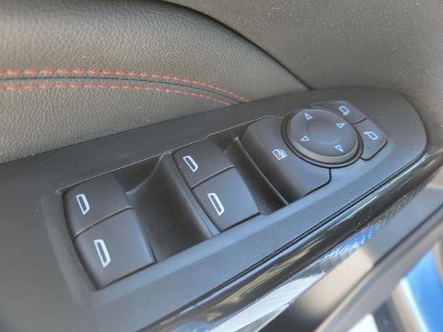 Used 2024 Chevrolet Trax RS image 15