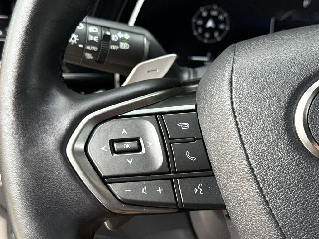 Used 2025 Lexus RX 350 Premium w/ Accessory Package (Z1) image 26