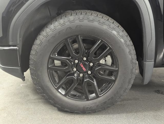 Used 2024 GMC Sierra 1500 Elevation w/ Preferred Package AWD/4WD image 11