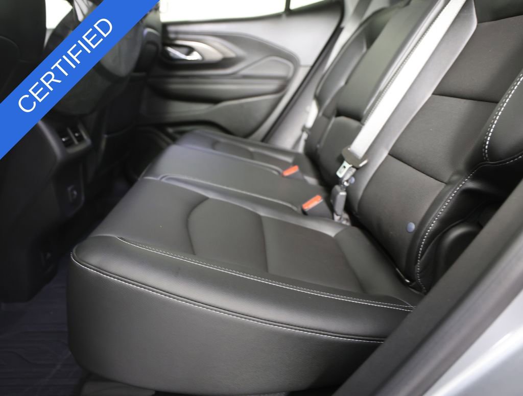 Used 2023 GMC Terrain SLT image 5