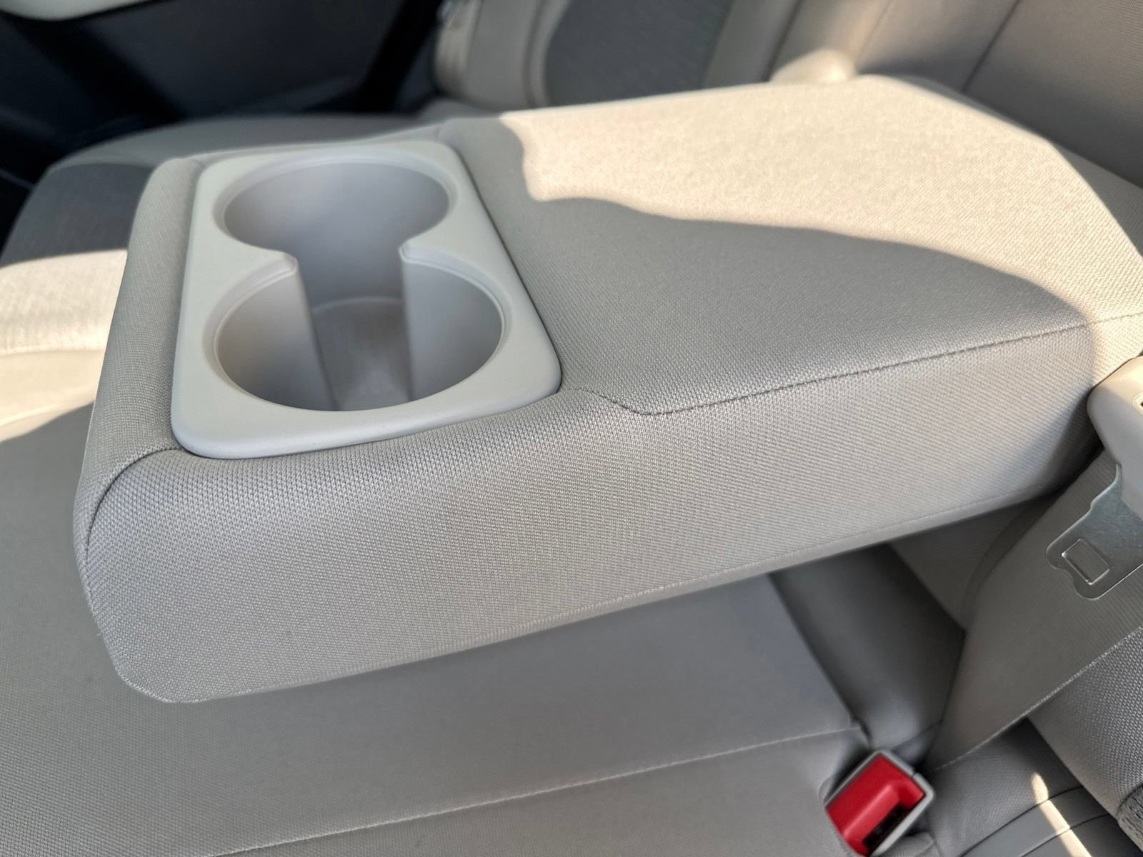 Used 2023 Nissan Rogue SV FWD image 14