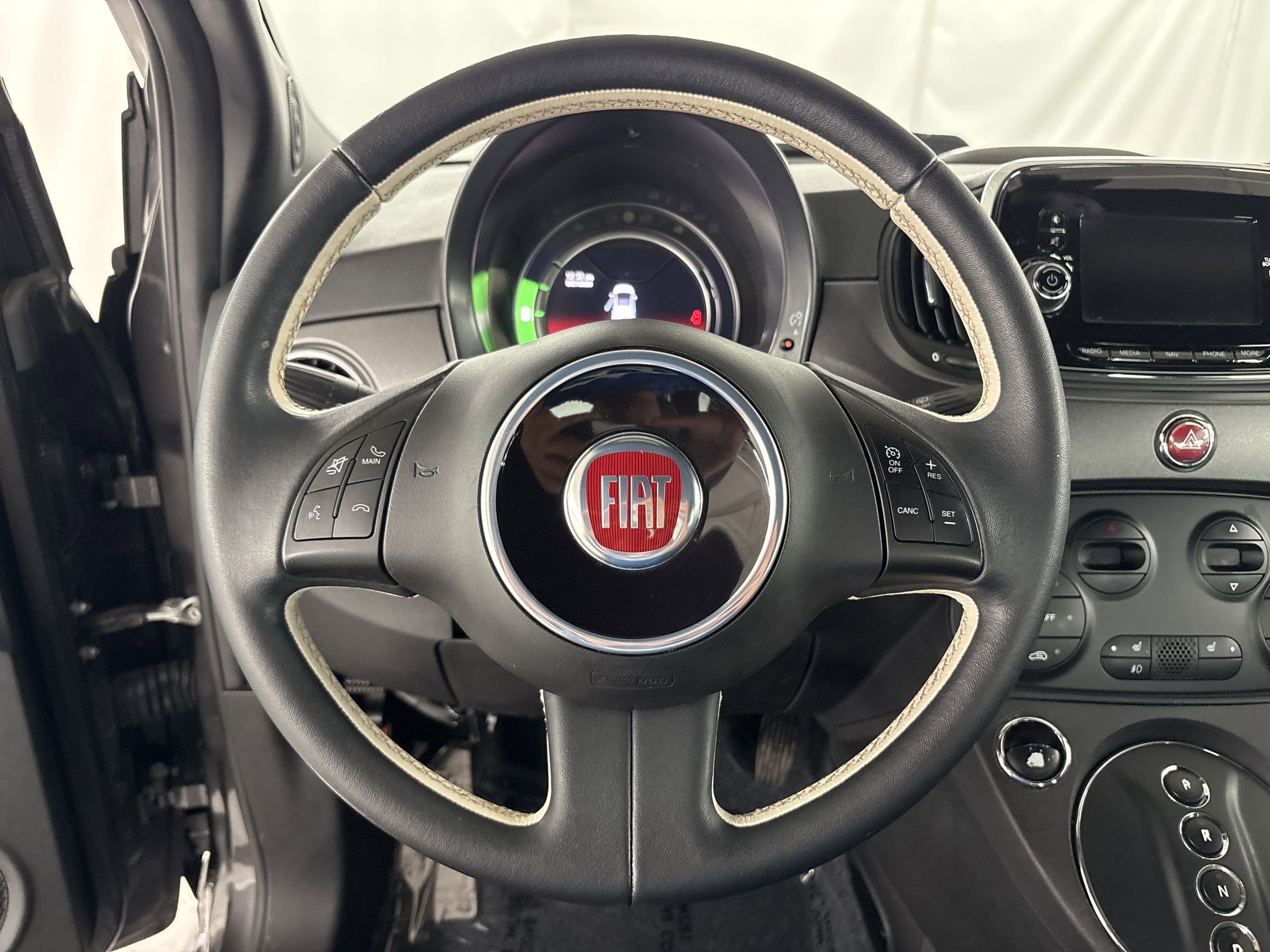 Used 2018 FIAT 500 e image 17