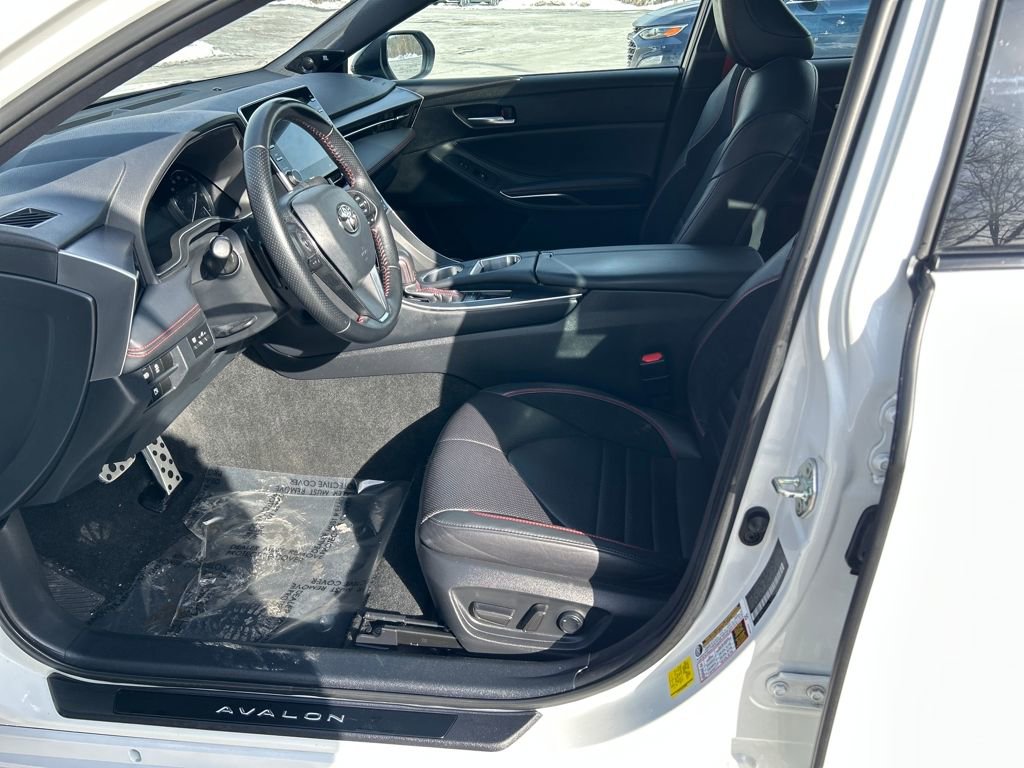 Used 2020 Toyota Avalon TRD image 17