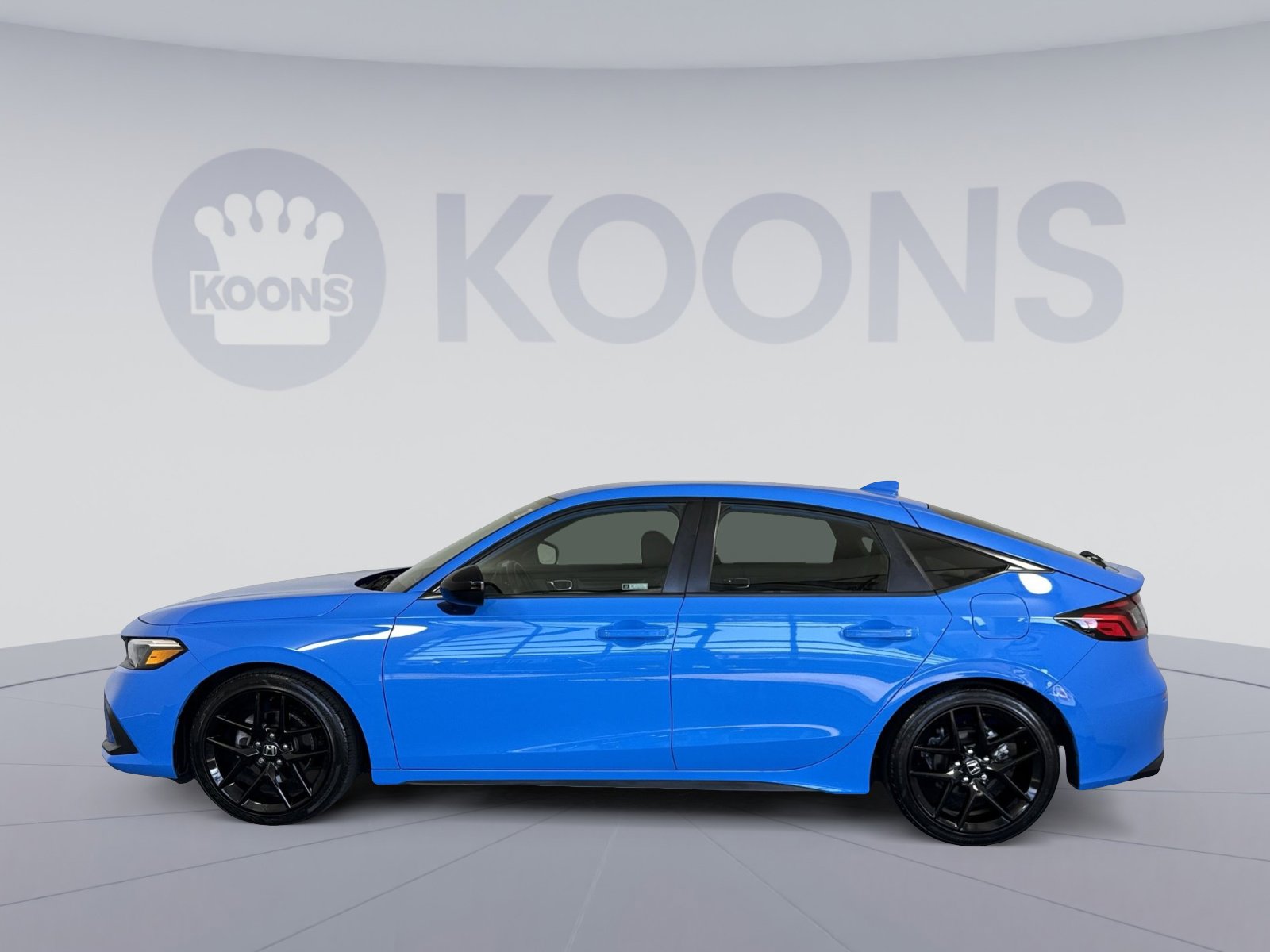 Used 2023 Honda Civic Sport image 2